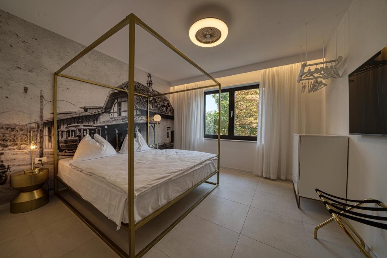 Aparthotel Goldfinger + 3*