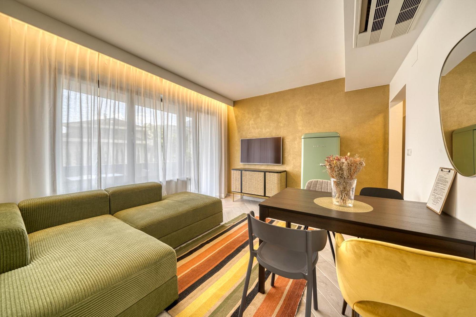 Aparthotel Goldfinger + 3*