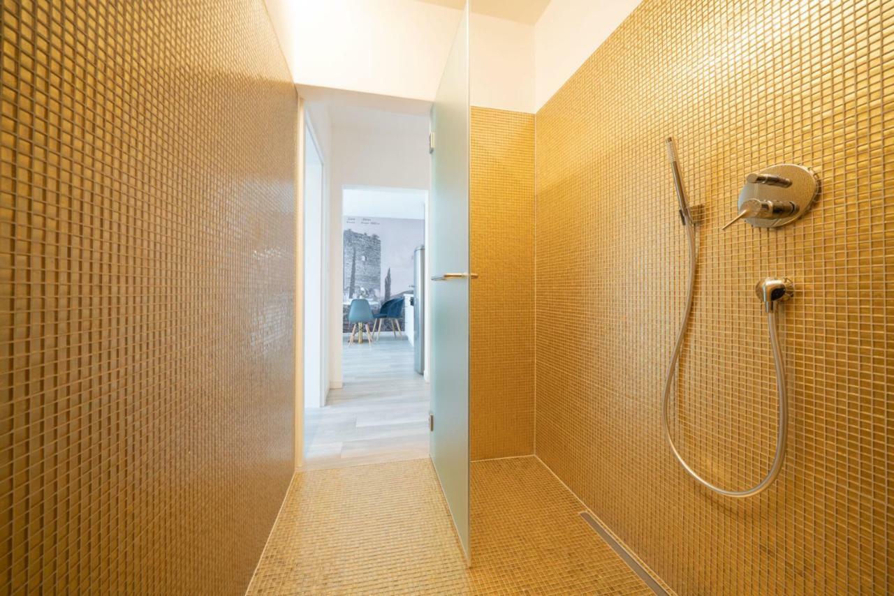 Aparthotel Goldfinger + Lana